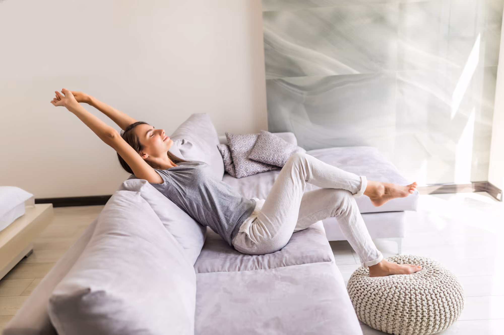 A clean, fresh-smelling living room after odor treatment